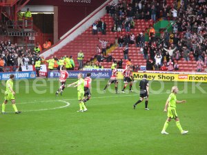 0955hendogoal.jpg