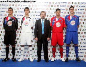 getafe-09-10-joma-kits-3.jpg