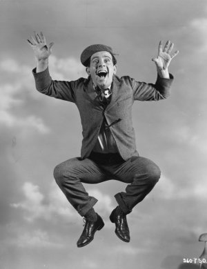 wisdom-norman-001-00n-k9l-jumping.jpg