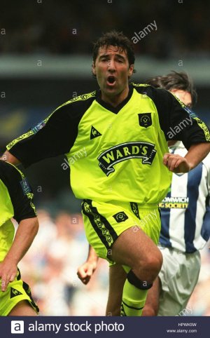 dean-saunders-sheffield-united-fc-21-august-1998-HPWK5W.jpg