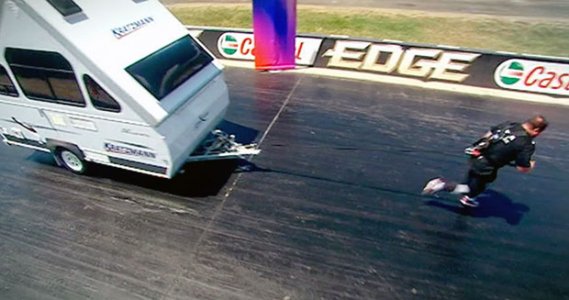 Fastest-time-to-pull-a-caravan-over-50-metres-pulling_tcm25-395707.jpg