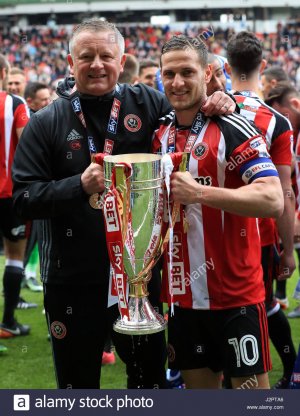 sheffield-united-manager-chris-wilder-with-billy-sharp-and-the-league-J2PTA6.jpg