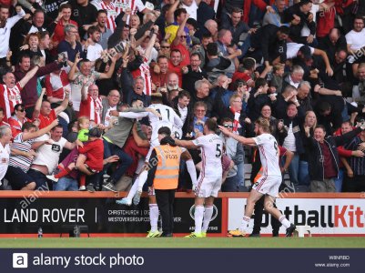 bournemouth-dorset-uk-10th-august-2019-english-premier-league-football-bournemouth-versus-shef...jpg