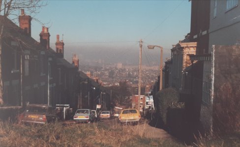 Smoggy downtown day Dec 1987.jpg