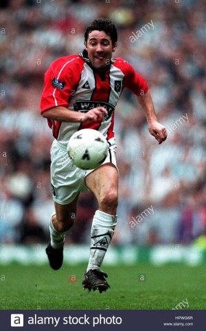 dean-saunders-sheffield-united-fc-30-april-1998-HPWG6R.jpg