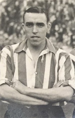 1945 Berlin V Combined Servises XI Fred Furness.jpg