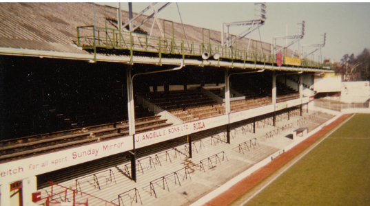 Saintsfloodlights.png