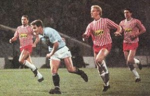 sheff utd home littlewoods cup 1988 to 89 2nd moulden goal.jpg