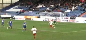 Oldham missed chance3.jpg