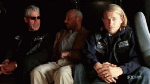 sons-of-anarchy-chucky.gif.09070ae1cd6da12986a698ae26ee7a35.gif