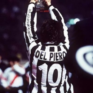 Elisa_1017 (@eleezah1017) _ Twitter.png