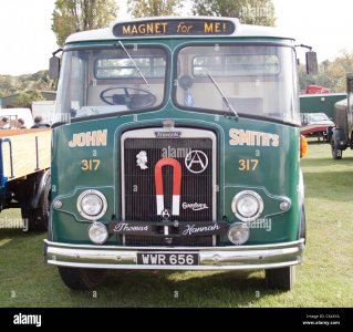 atkinson-truck-with-gardner-engine-in-john-smiths-magnet-ales-livery-CX4XYA.jpg