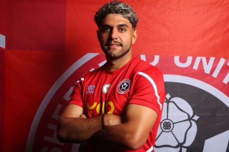 Sheffield United supporters played crucial role in the signing of Brighton's Reda Khadra (4).png