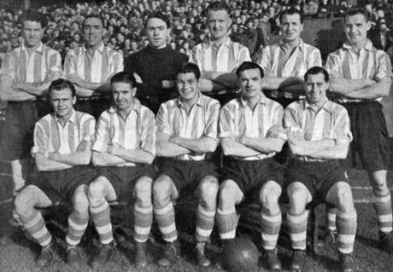 1950-51 Oct 28 A V PNE D1-1 HT1-1 Brook.jpg