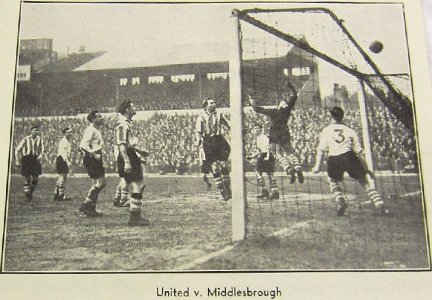 Jimmy Hagan back post 1953-54 Feb 27 H V M iddlesborough D 2-2 HT1-0 McNab Cross.jpg