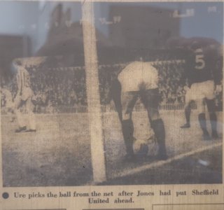 Arse67jones.jpg