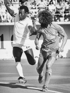 Quicksilvers 77 Road Trevor Hockey, Cosmos 2.jpg