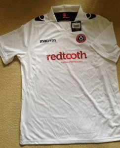 Macron White BNWT.JPG