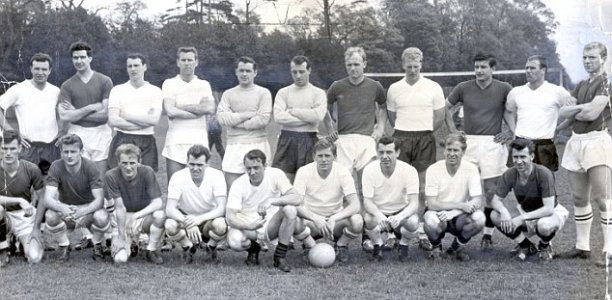 1962 England W.C. squad Peru.jpg