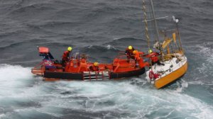 _85962944_rescue3.jpg
