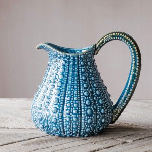 ceu1035-blue-urchin-jug_1.jpg