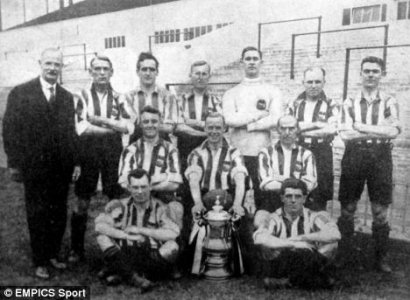 1925 CUP Winners.jpg
