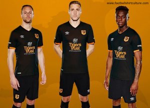 hull_city_2016_17_umbro_away_kit.jpg