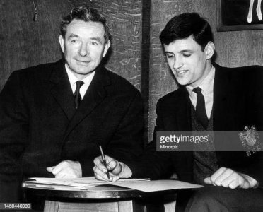 Jimmy Hagan signing Eddie Colquhoune for WBA from Bury 1967..jpg