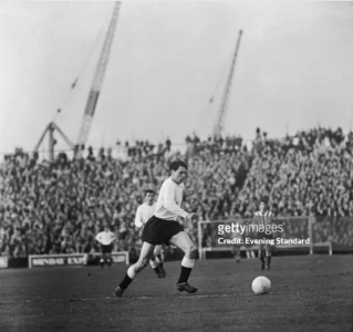 Fulham63robson.png