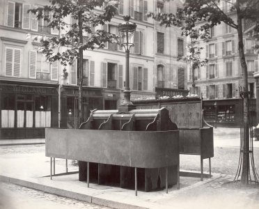 pissoir-vintage-public-urinals-paris (6).jpg pissoir-vintage-public-urinals-paris (6).jpg