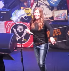 Paul_Heaton_&_Jacqui_Abbott_Happy_hour_@02_Apollo_Manchester_-_YouTube_-_2016-08-26_08.56.26.png Paul_Heaton_&_Jacqui_Abbott_Happy_hour_@02_Apollo_Manchester_-_YouTube_-_2016-08-26_08.56.26.png