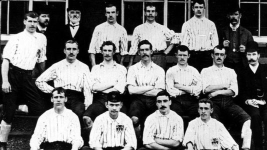 _86801206_rabbihowell-teamphoto.jpg