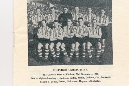 1948-49 Nov 20 H V Chelsea W 2-1 HT1-0 Hagan Colinridge.jpg