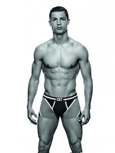rs_634x844-131031135521-634_Cristiano-Ronaldo-CR7-Ad_2_ms_103113.jpg