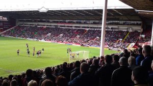 Blades v Dingles.jpg