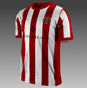 blades nike kit.jpg