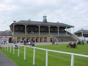 ukdoncaster07m.jpg