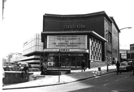 Odean Cinema Norfolk St R Flat St L.webp