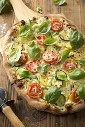 Vegetarian Pizza.webp
