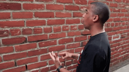 1756633543033.gif