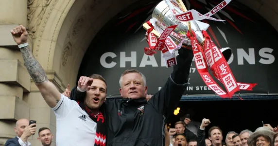 Chris-Wilder-Billy-Sharp-Sheffield-United-F365.webp