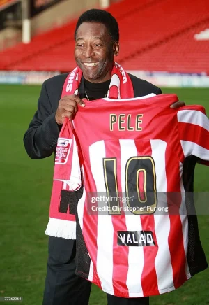 pele-attends-ceremony-for-worlds-oldest-football-club.webp