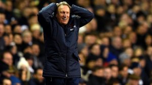 neil-warnock-hand-son-head.jpg