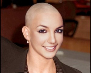 Bald Girl (6).jpg