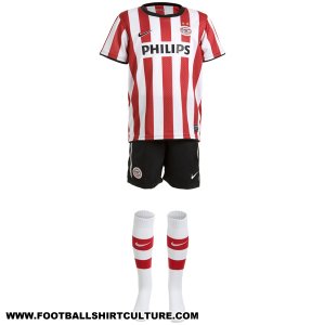 11 Nike Home Kit.jpeg