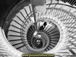 ead802873731659127857c6844b08543--castle-house-house-.jpg