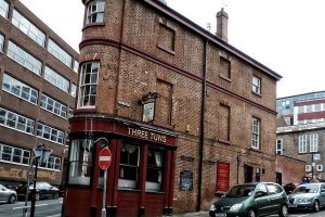 Three-Tuns.jpg
