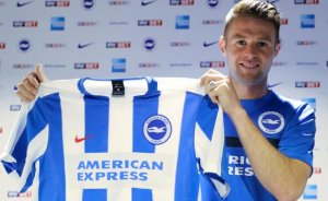 Oliver Norwood Signing 03AUG16 PH BV0I3544.jpeg.gallery.jpg