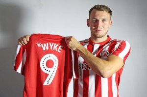 0_Sunderland-Unveil-New-Signing-Charlie-Wyke.jpg 0_Sunderland-Unveil-New-Signing-Charlie-Wyke.jpg