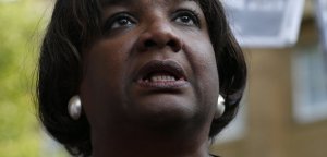 diane-abbott-spoke-to-anushka-asthana-1487494956-herowidev4-0.jpg